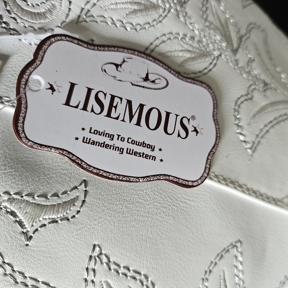 White Embroidered Boots - Picture 5 of 7